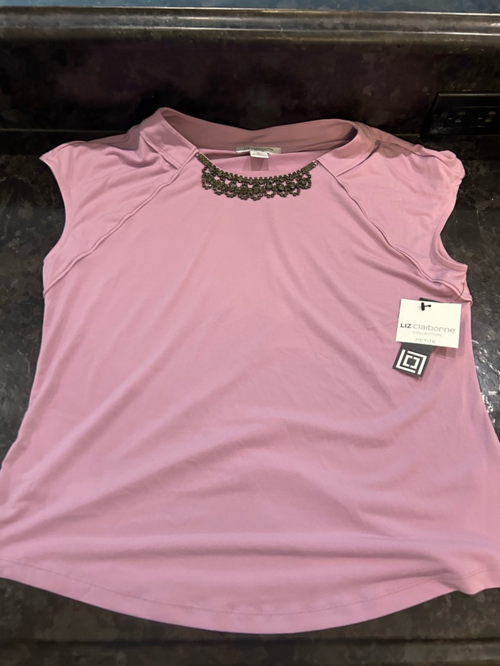 NWT Liz Claiborne Petite Lavendar Cap-Sleeve Top with Necklace Detail